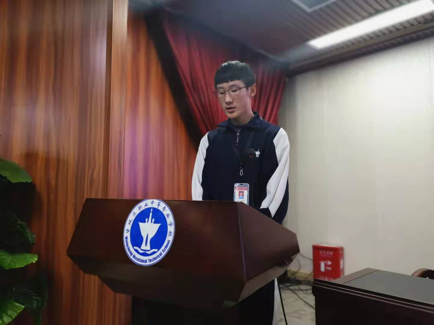 微信图片_20191228161400.jpg 微信图片_20191228161400.jpg