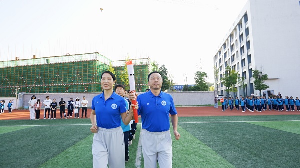 图片9.jpg 图片9.jpg